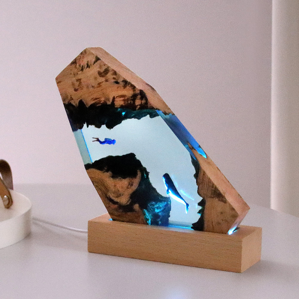 Resin Art For Anniversary Gift - Yeni Sualtı Mağarası Balina Dalgıç Ev